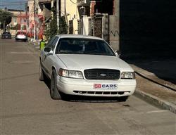 فورد كراون فيكتوريا